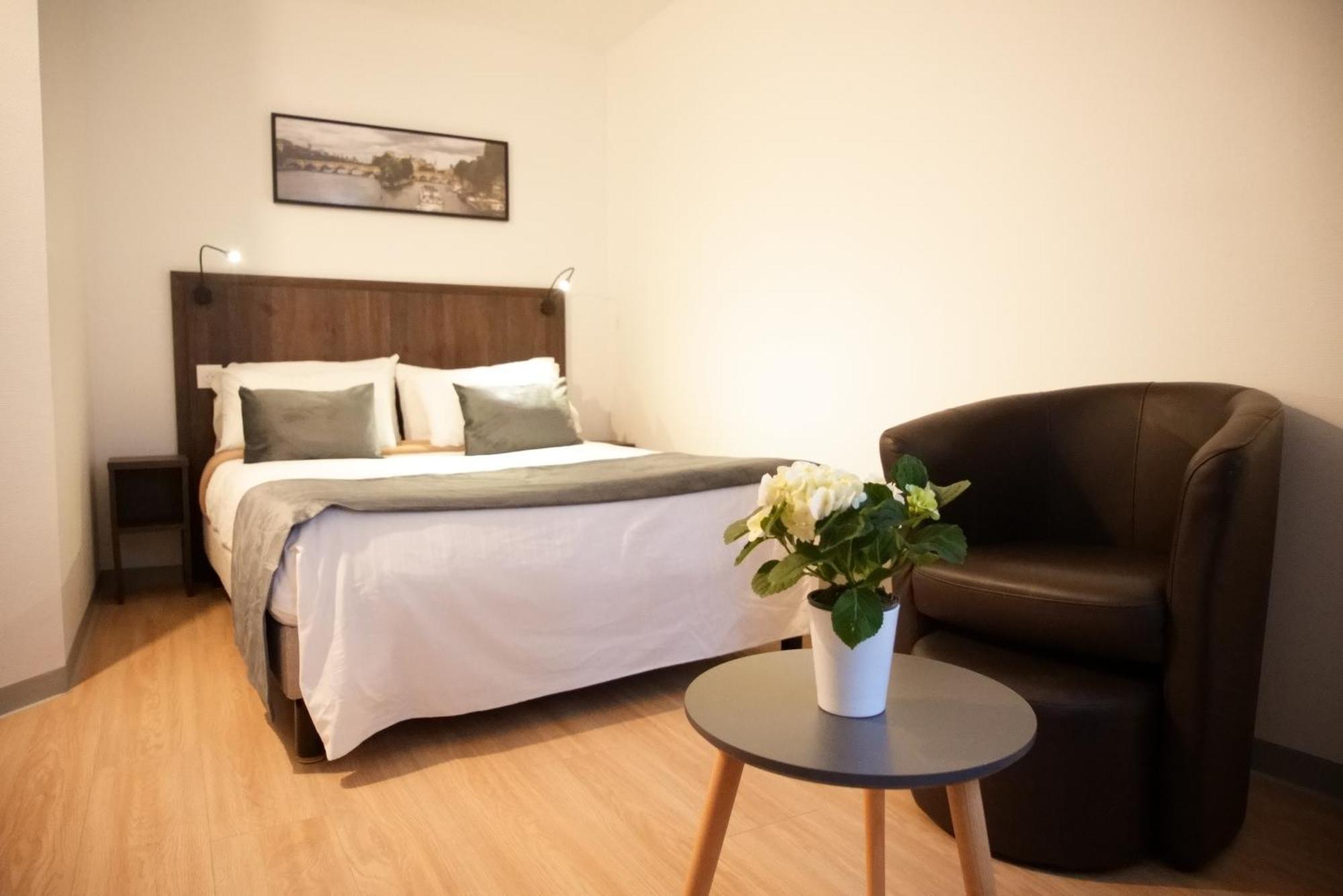 Hotel Du Marche Paris Ngoại thất bức ảnh